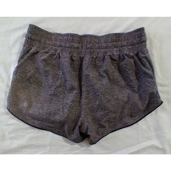 Lululemon Reversible Shorts Black Charcoal Grey 8 - Picture 2 of 8